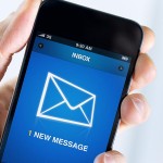 Email y móvil personal, ¿debes incluirlos en el contrato?